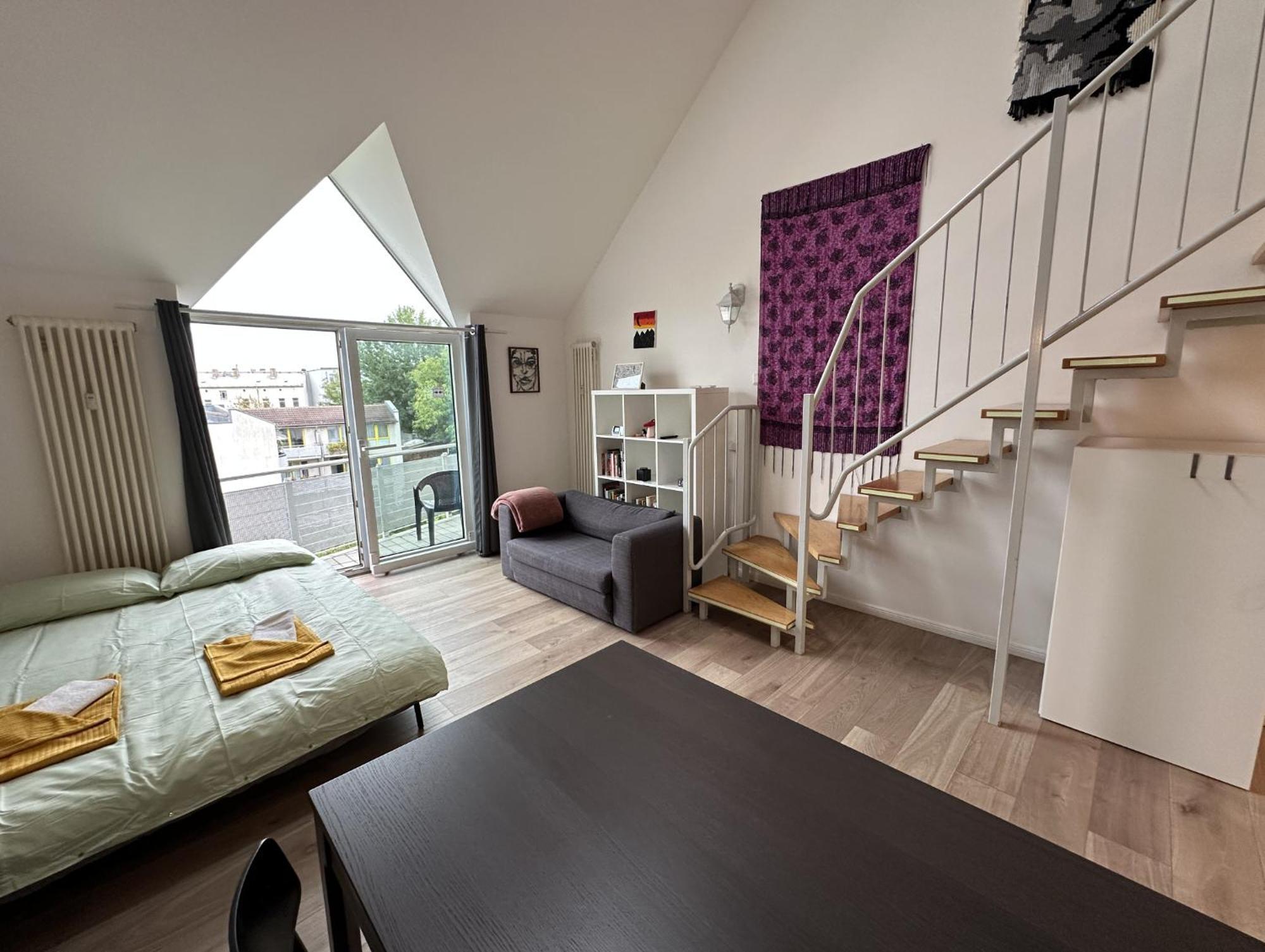 Inspiring, Bright Loft - Garage, Wifi, Bicycle Apartment